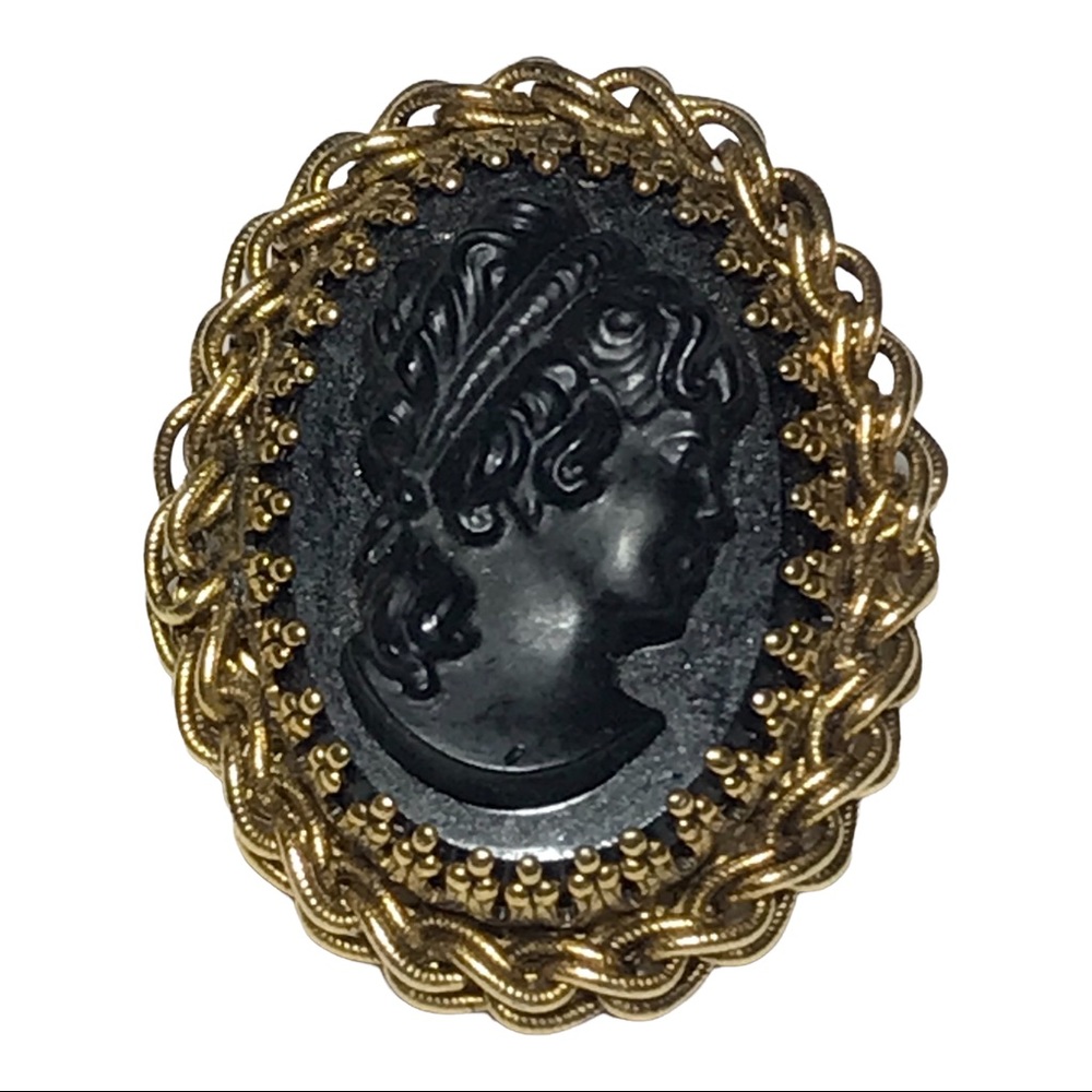 Black Cameo Portrait Twisted Oval Frame Brooch Pendant